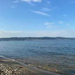 Avalon D202 Private Sunny 아파트