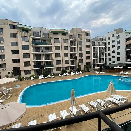 Avalon D202 Private Sunny Slantchev Briag