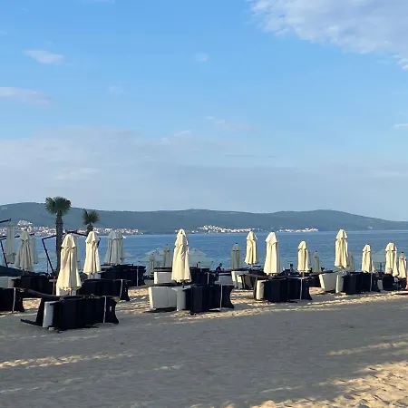 Apartment Avalon D202 Private Sunny *